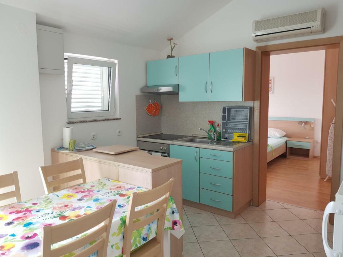 Apartmani Bambi Lun  Eksteriør bilde