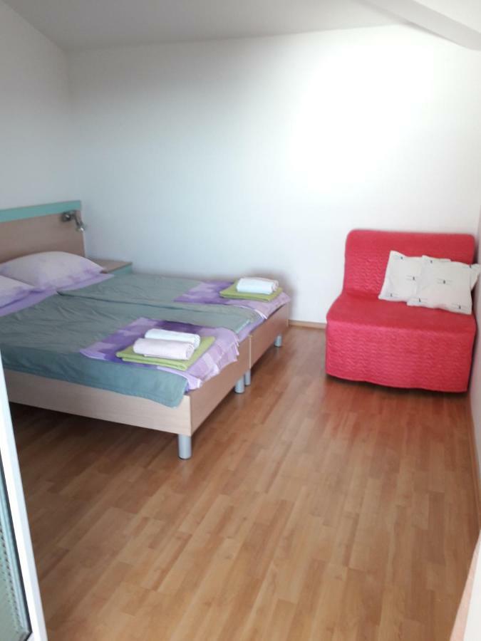 Apartmani Bambi Lun  Eksteriør bilde